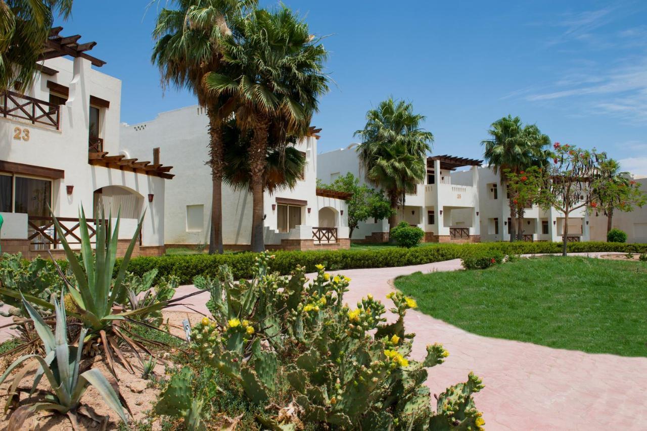 Resort Amphoras Aqua